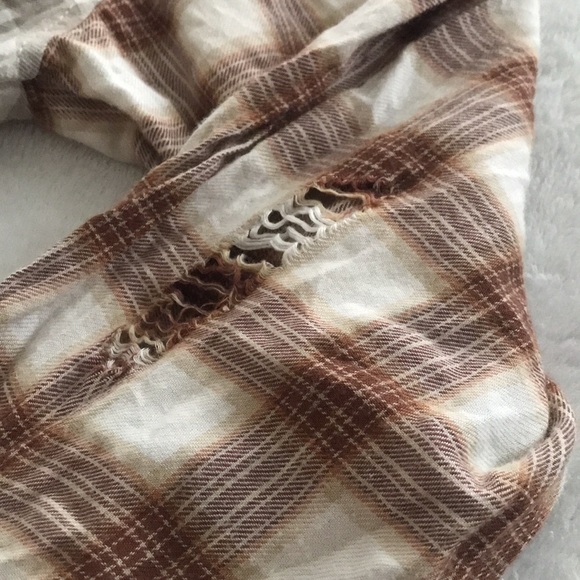 American Eagle fannel button down hoodie - Picture 5 of 5